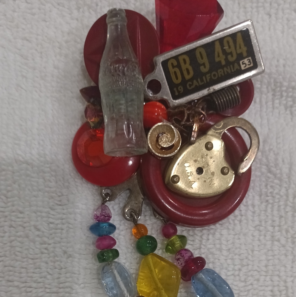 button pin
